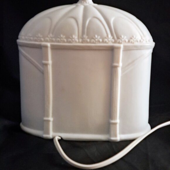 Porcelain Christmas Nativity Lamp Winter Silhouette Light - Picture 8 of 10